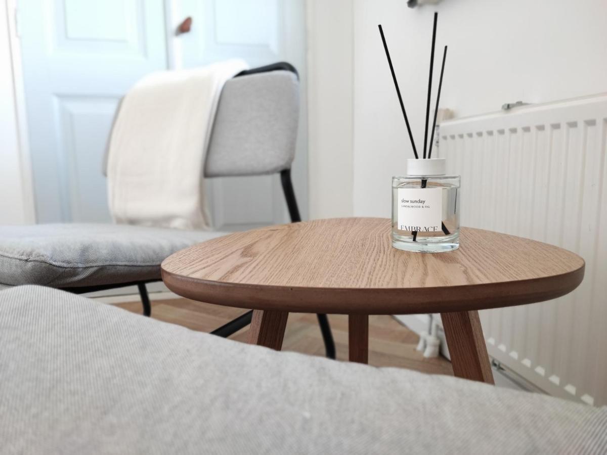 Guesthouse At The Amstel River With 2Br 2Ba And Garden Амстелвейн Екстериор снимка