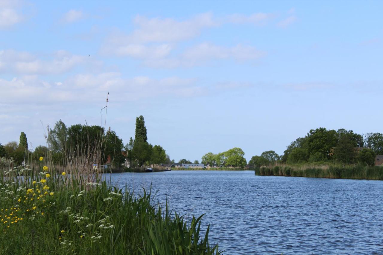 Guesthouse At The Amstel River With 2Br 2Ba And Garden Амстелвейн Екстериор снимка